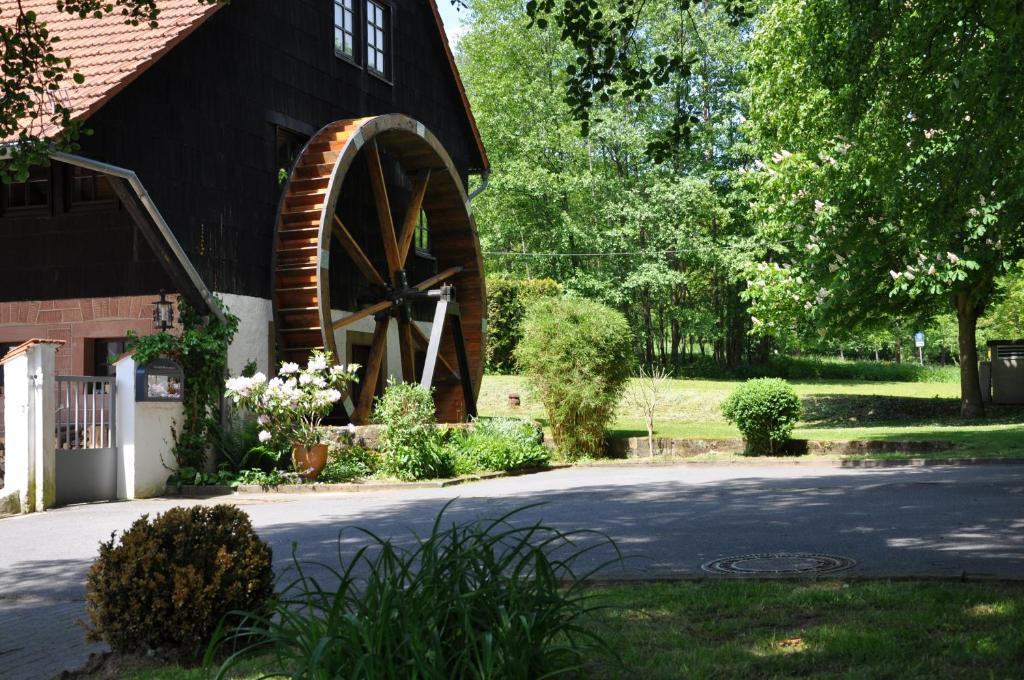 Landgasthof Geiersmuehle Vielbrunn Esterno foto
